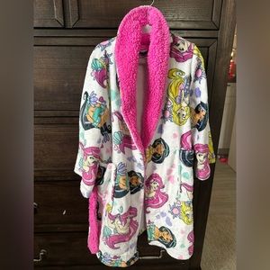 Disney princess bathrobe size 6 girls